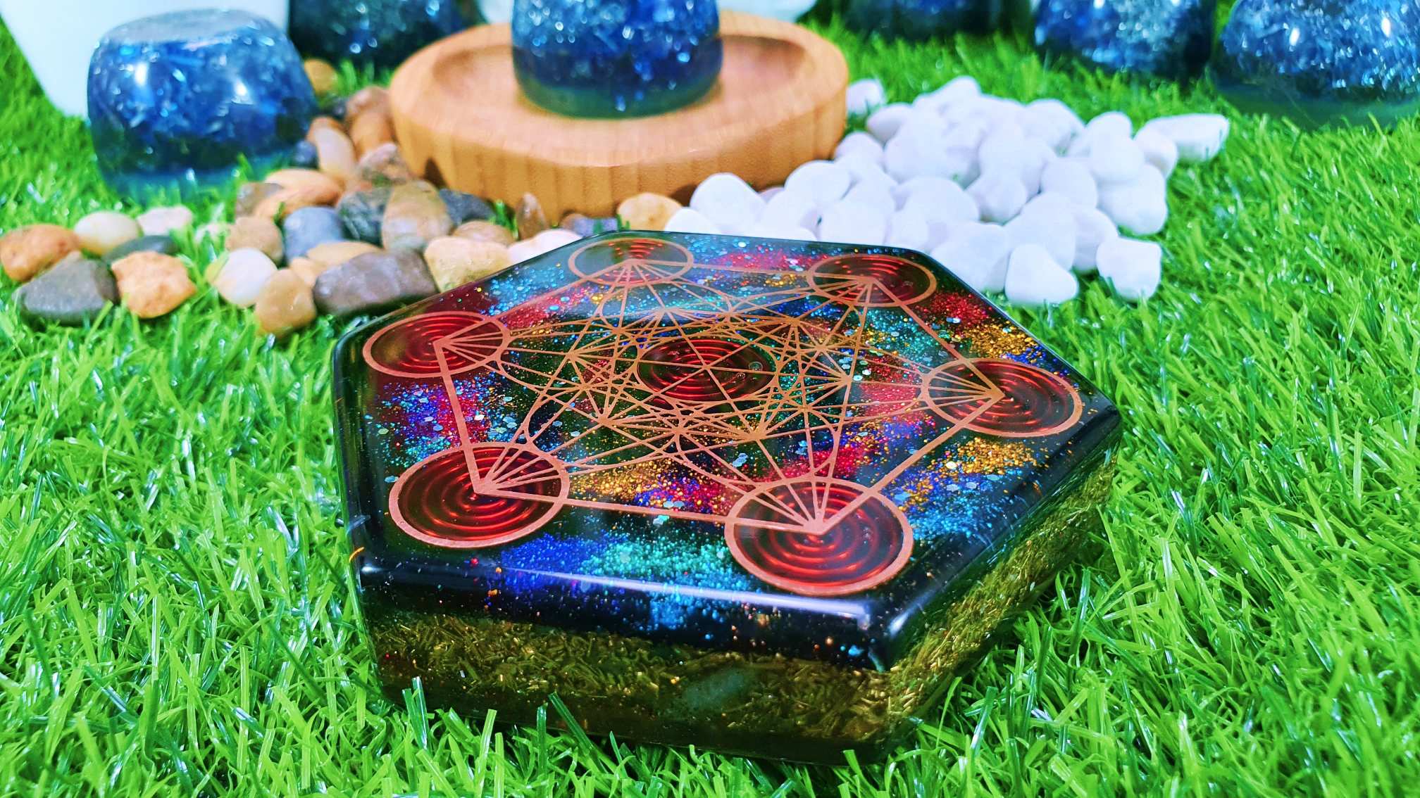 /storage/photos/1/!! Produk Orgonite Djawa/ORGONE HEXAGON DISC ~ METATRON COPPER (MIX TENSOR RING)/4.jpg